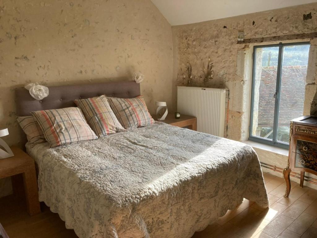 Perche King'S Bedroom In Maison Nomade Chic Cour-Maugis-sur-Huisne Eksteriør billede